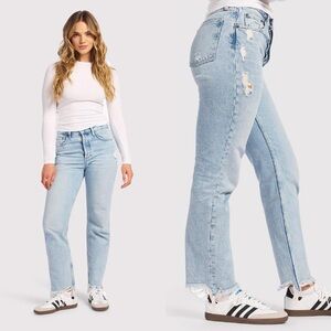 NWOT Nuuds The Straight Jeans in Ranger Light Wash Distressed Sz 34 Curvy 🧡🍄